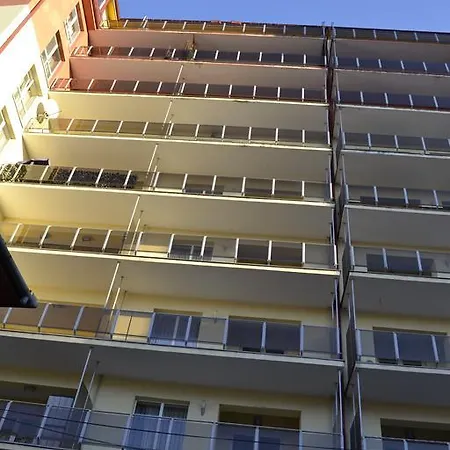 Central Апартаменти *