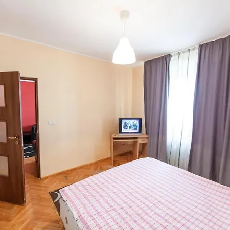Central Апартаменти